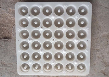 Китай Белая пластиковая конкретная прокладка отливает 25 * 25 * 6км в форму для сопротивления ссадины конструкции поставщик